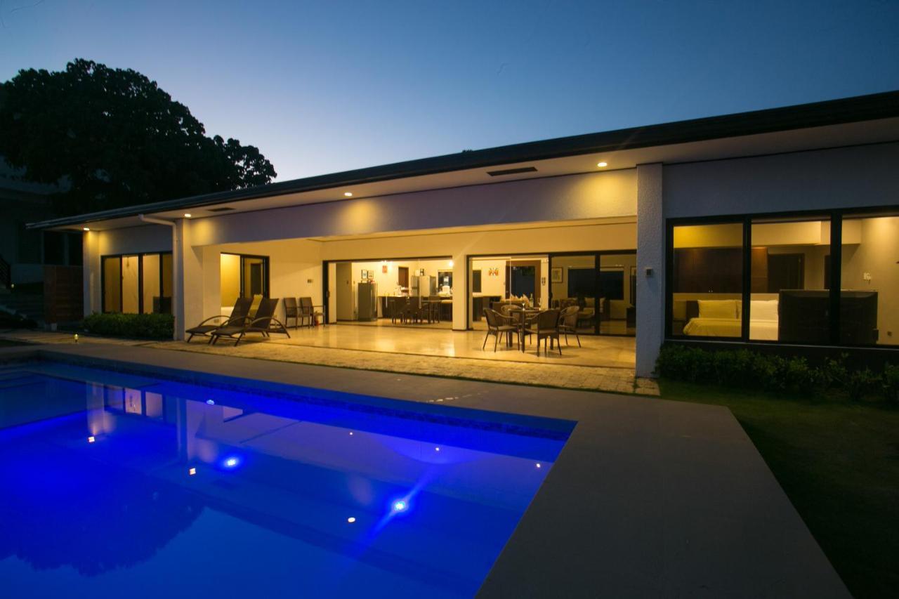 One Hagdan Villas Yapak Luaran gambar